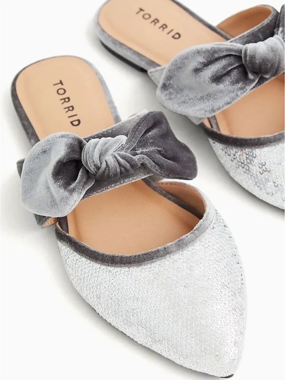 Torrid silver sequin velvet point toe slip on mule flats 💜